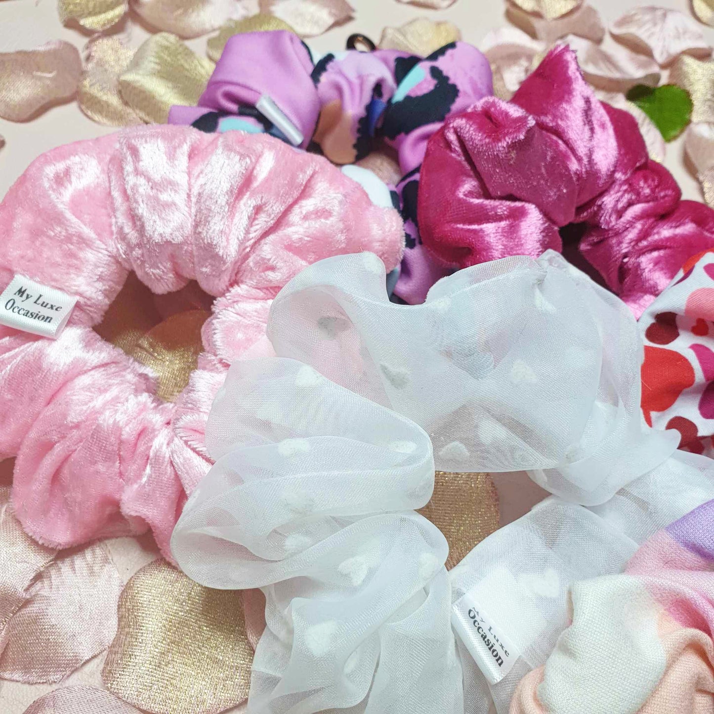 White Heart Sheer Organza Scrunchie