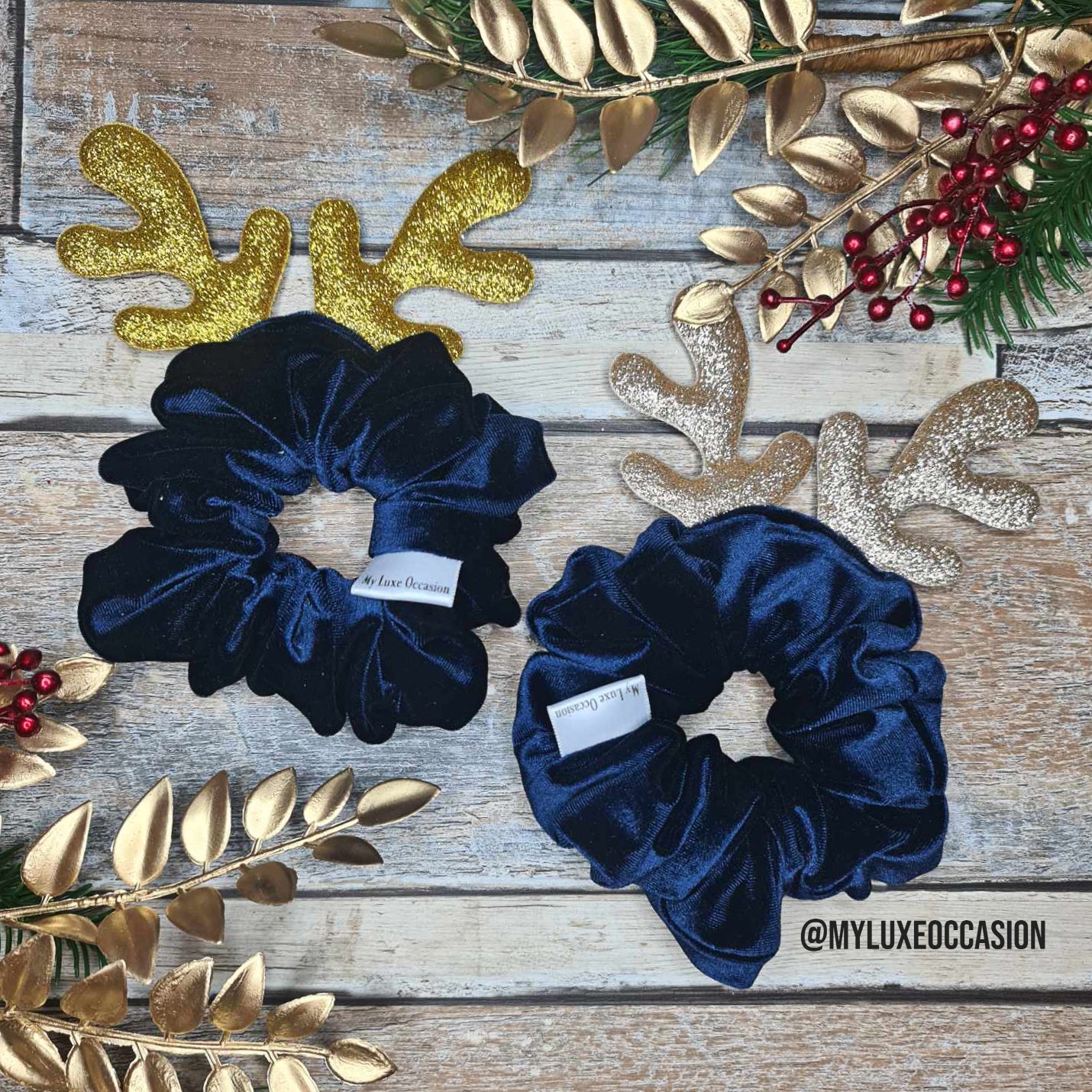 3D Reindeer Christmas Scrunchie - Navy Velvet