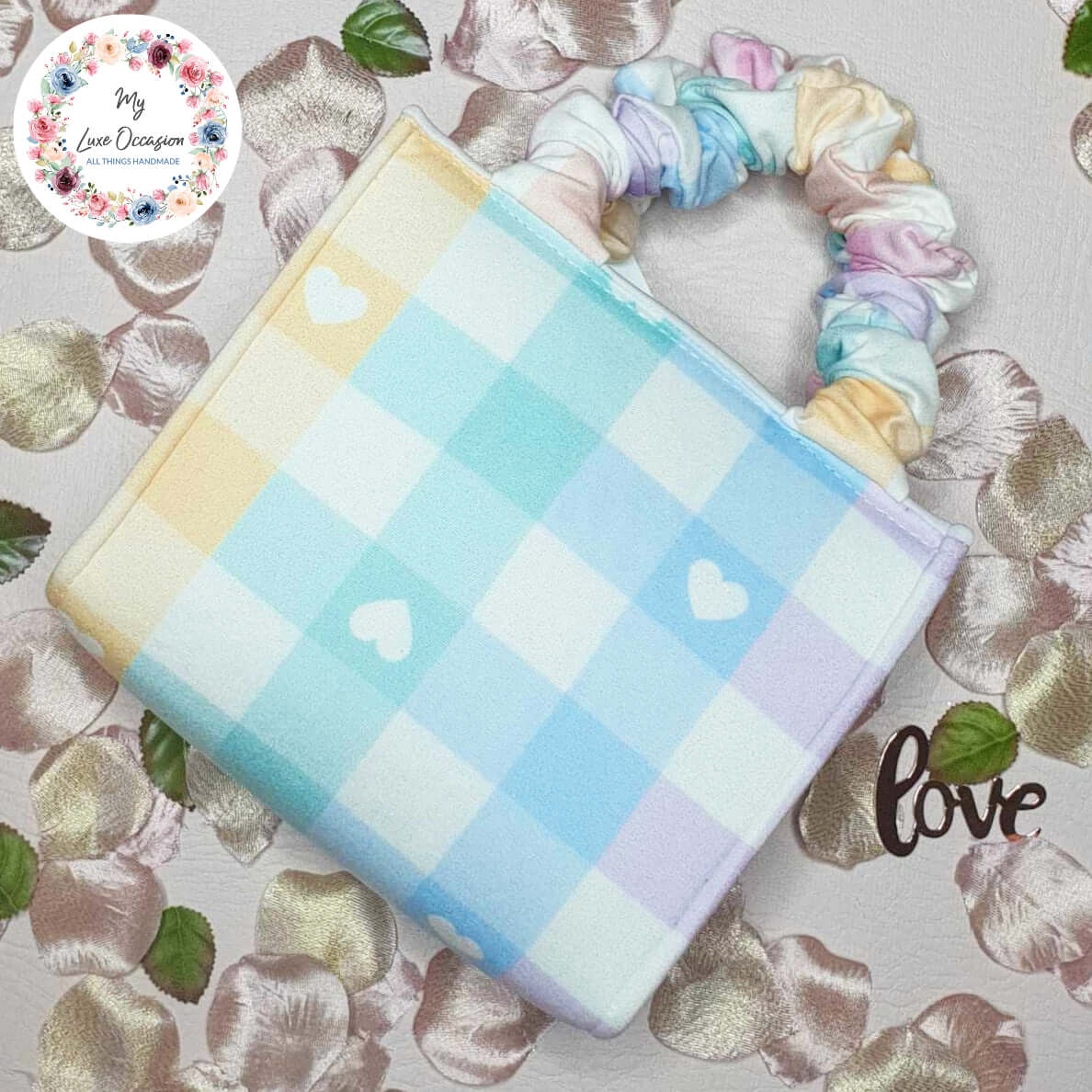 Valentine Scrunchie Bag - Pastel Hearts